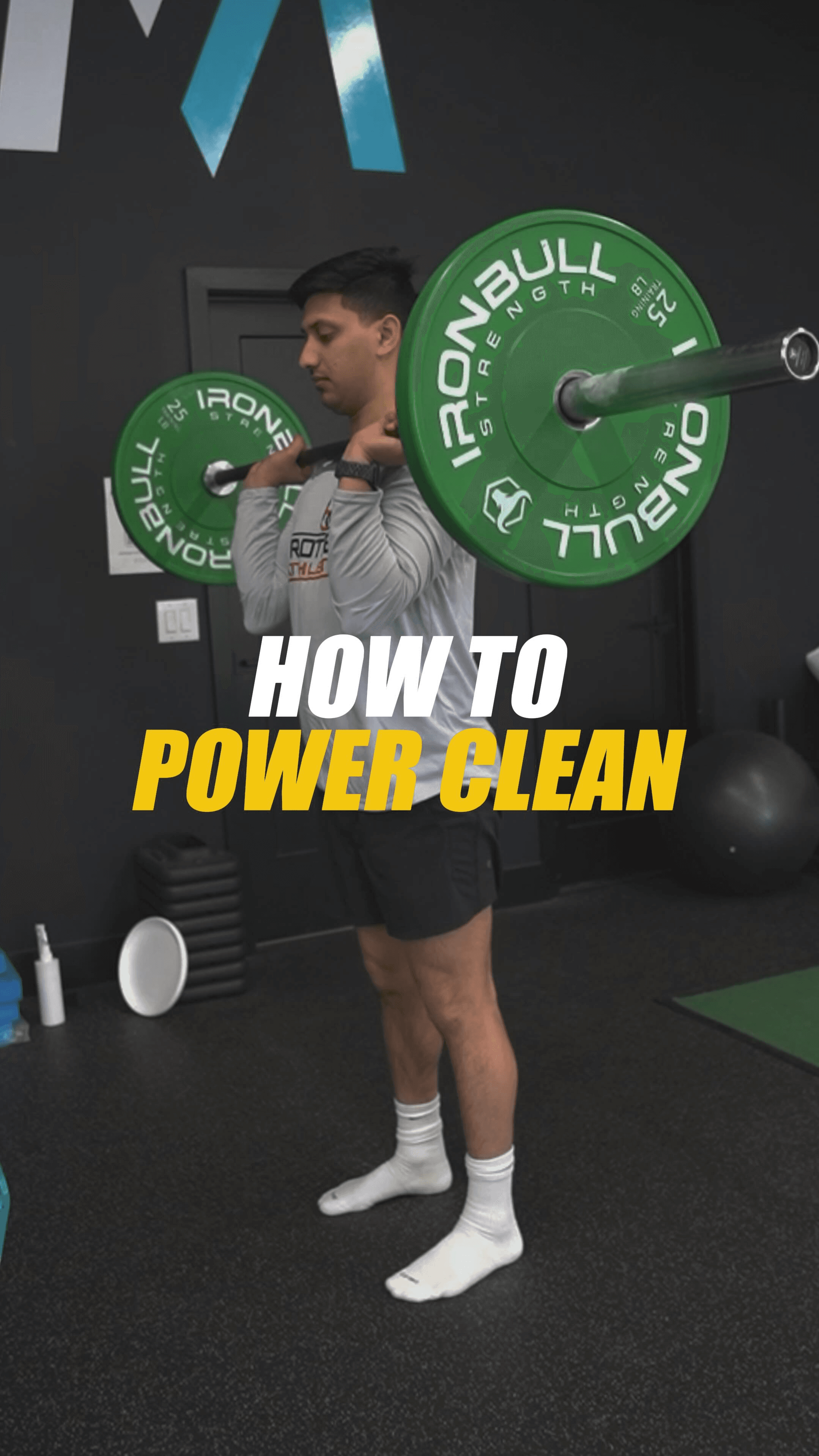 The power clean is an intimidating move, and rightfully so. It’s a combination of compound movements that requires good timing and strength at the same time.