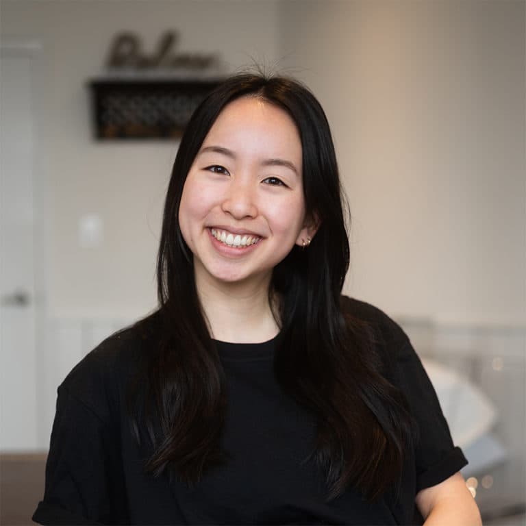 Carrie Chou - Physiotherapist at M.O. Therapy in Markham